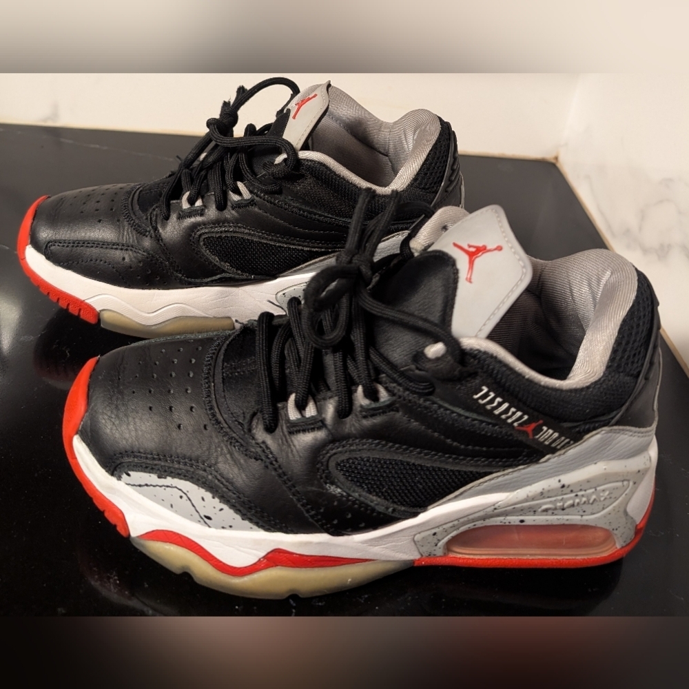 Nike Jordan Point Lane Sneakers Size 5.5Y MSRP $140 - Picture 3 of 8